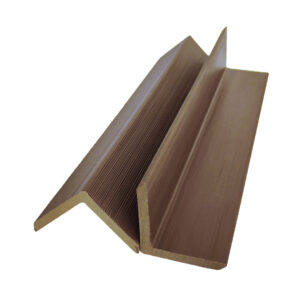 WPC 196 Pimber Black Groove - L Trim - Chestnut